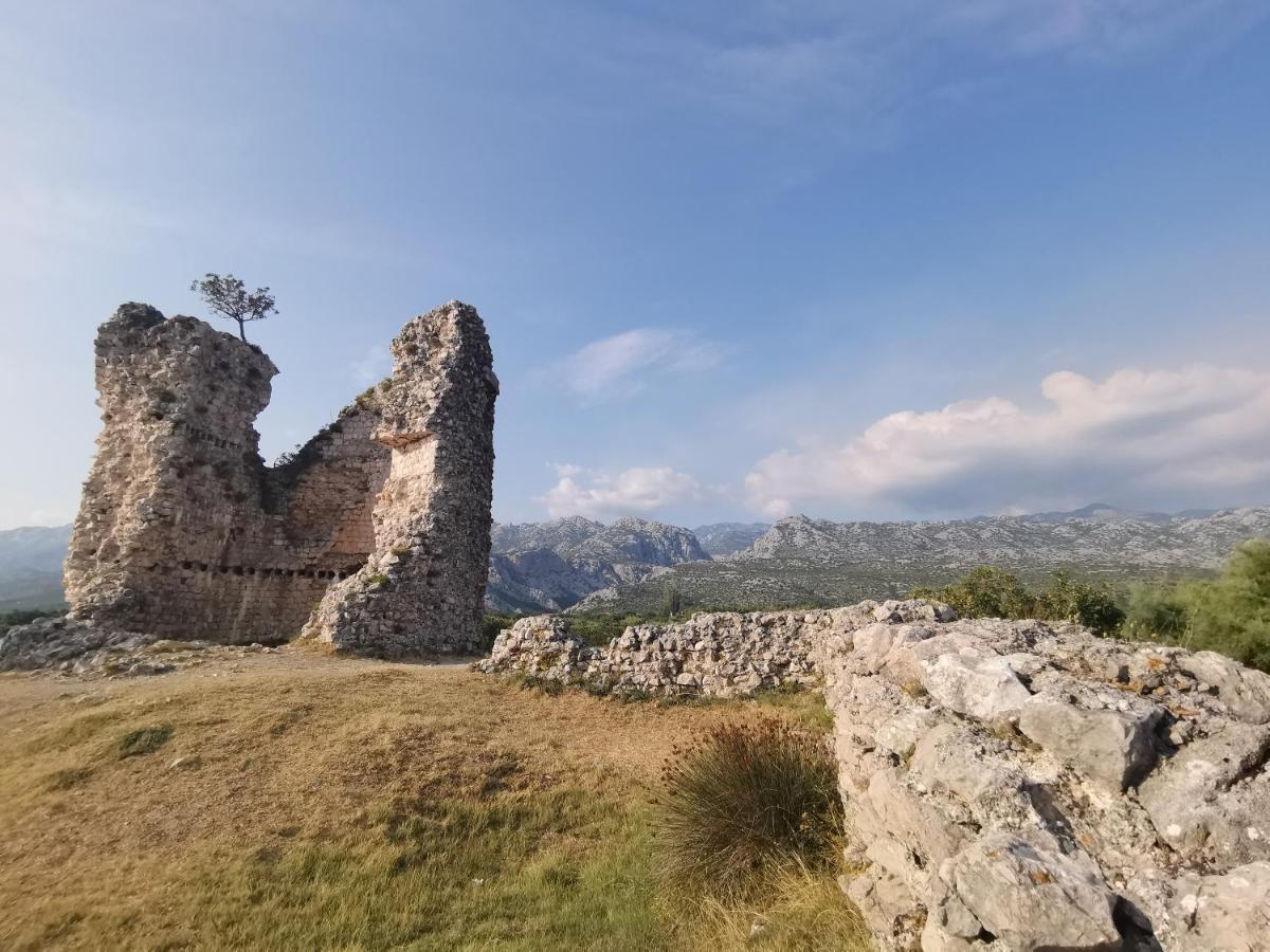 Appartement Old Town Paklenica à Starigrad Paklenica Extérieur photo